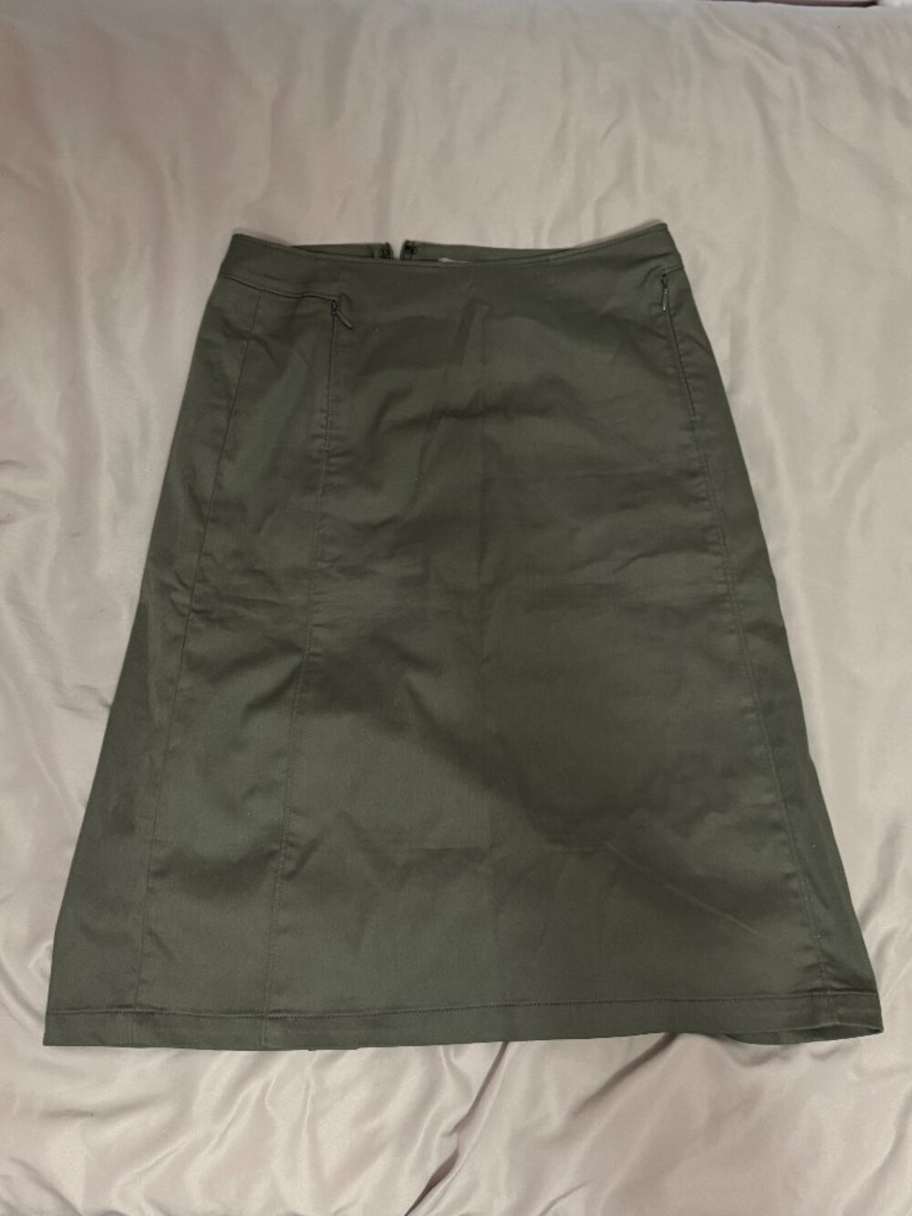 Vintage Green Midi Skirt with pockets